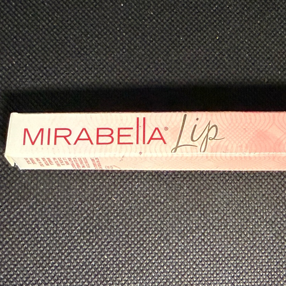 Brand New In Box Mirabella Line and Define Retractable Lip Definer (Nude)